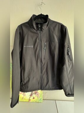 Free Country Men's Black Lightweight Softshell Jacket